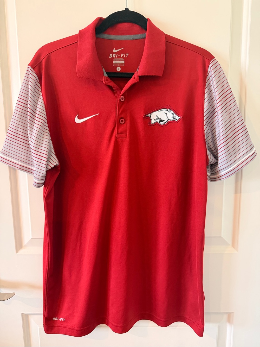 Nike Arkansas Razorbacks Dri-FIT Polo Red/Gray Striped Sleeves Men’s Large